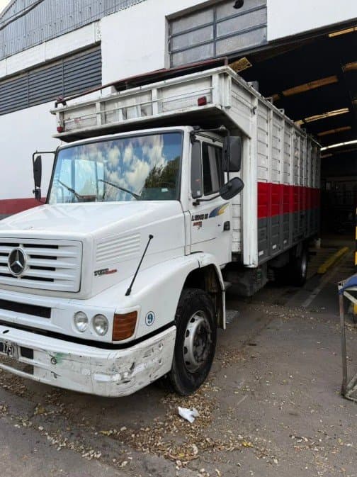 Mercedes Benz 1218 2004