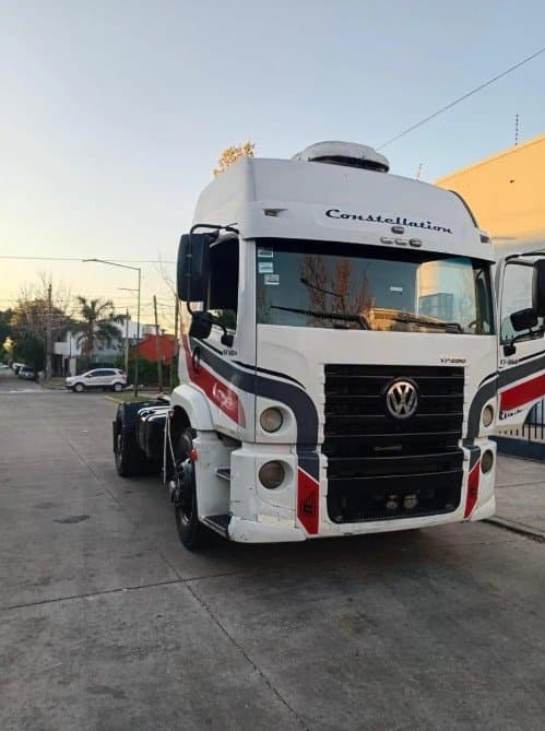 Volkswagen Constellation 17.250 2009