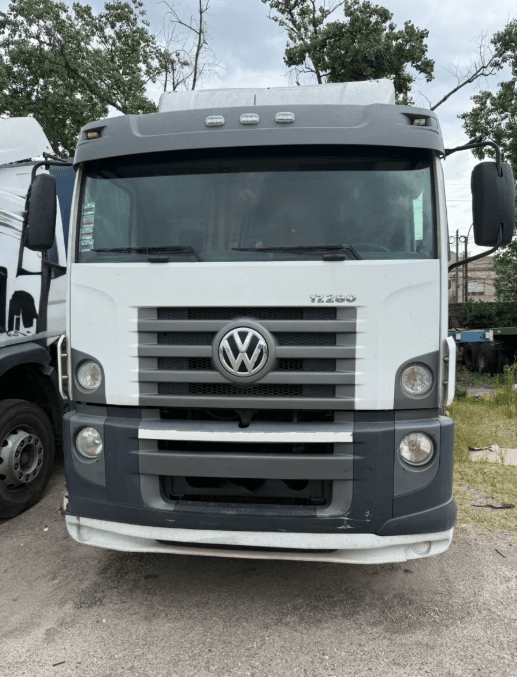 Volkswagen Constellation 17.280 2018